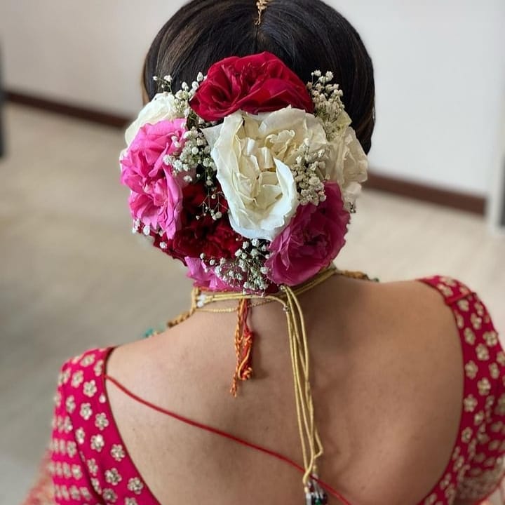Bridal Juda With Flower