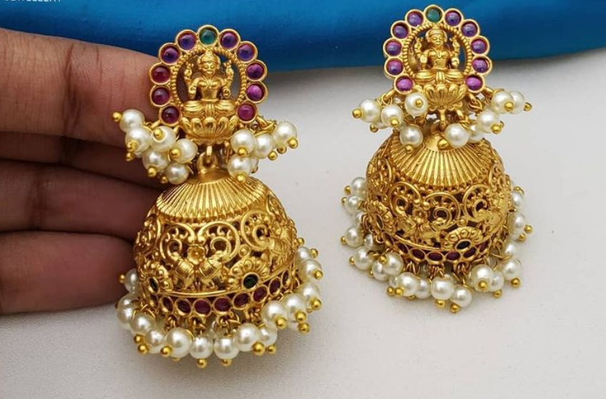 Bridal Heavy Gold Jhumka Design