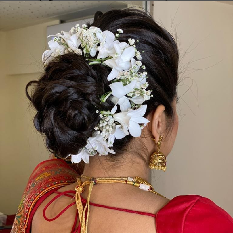 Bridal Juda With Flower